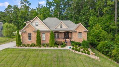 Photo of 704 Pembridge Circle NW, Cleveland, TN 37312 (MLS # 1539934)