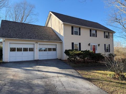 Photo of 6 Stacey Circle, Signal Mountain, TN 37377 (MLS # 1528161)