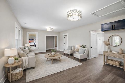 Tiny photo for 1009 N Hawthorne Street, Chattanooga, TN 37406 (MLS # 1529840)