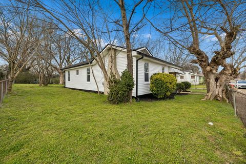 Tiny photo for 1009 N Hawthorne Street, Chattanooga, TN 37406 (MLS # 1529840)