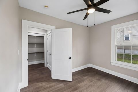 Tiny photo for 1009 N Hawthorne Street, Chattanooga, TN 37406 (MLS # 1529840)