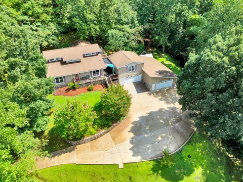 Photo of 1028 N Runyan Drive, Chattanooga, TN 37405 (MLS # 1518389)
