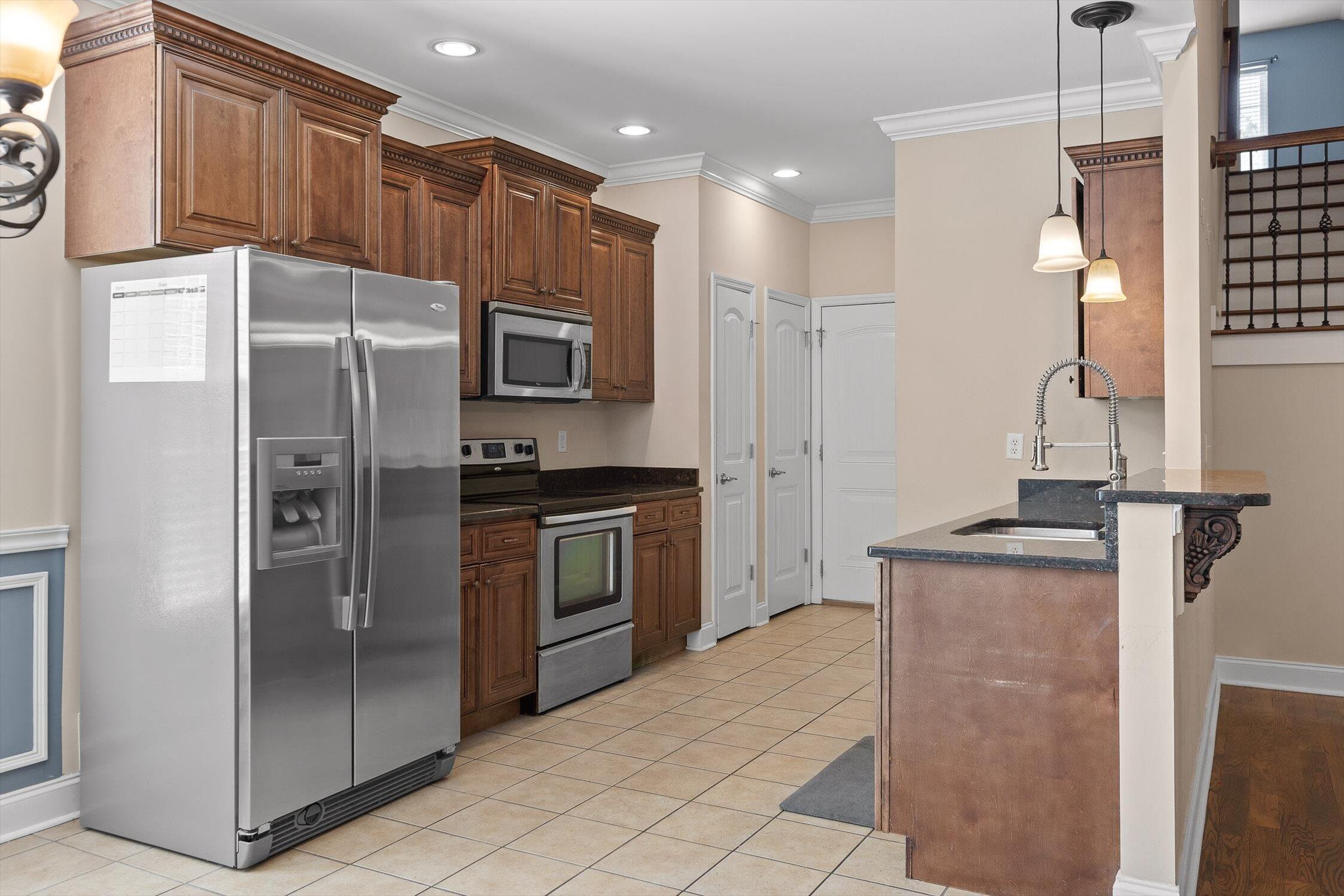 Chattanooga, Tennessee 37421, United States, 4 Bedrooms Bedrooms, ,2 BathroomsBathrooms,Residential,Pending,202807