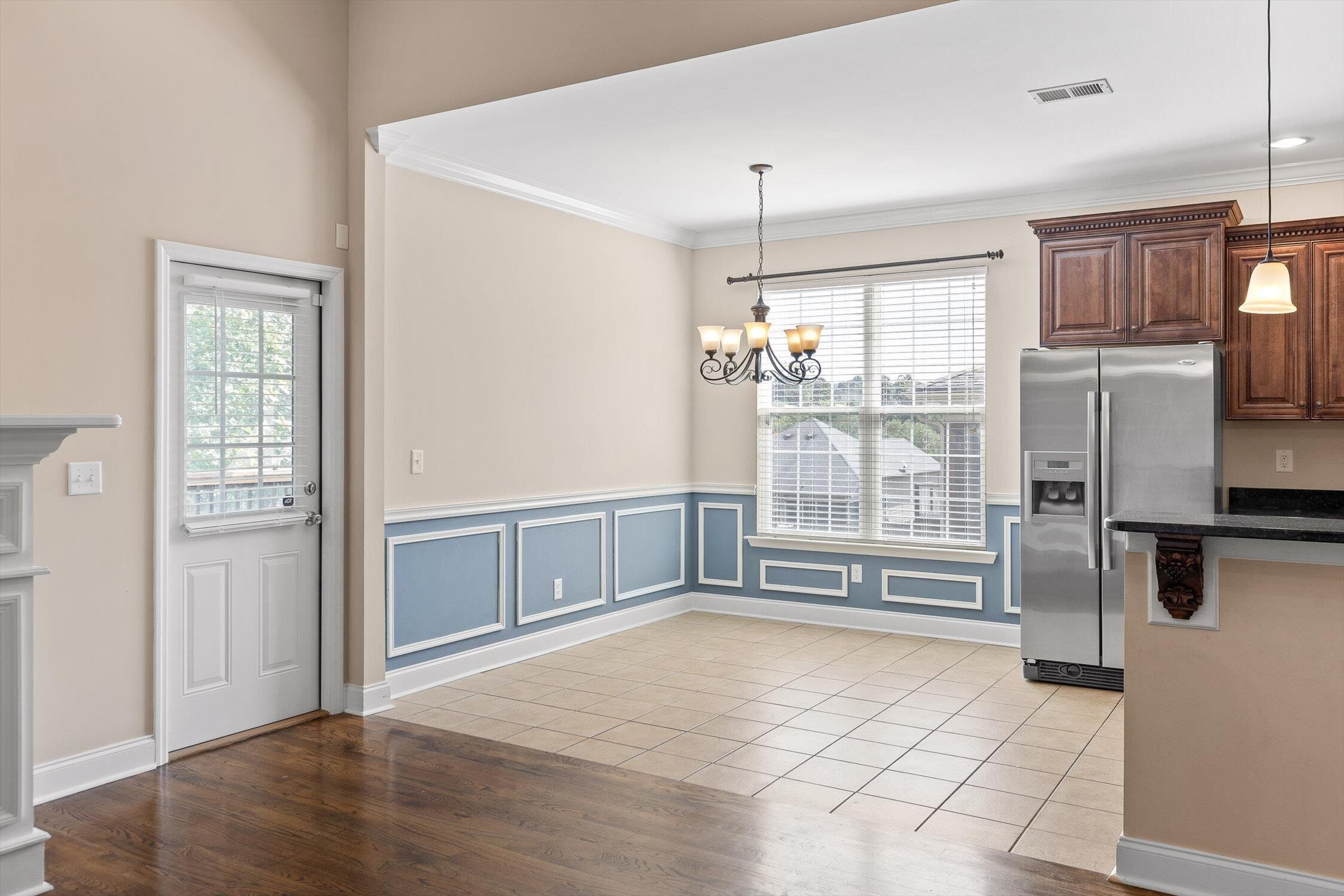 Chattanooga, Tennessee 37421, United States, 4 Bedrooms Bedrooms, ,2 BathroomsBathrooms,Residential,Pending,202807