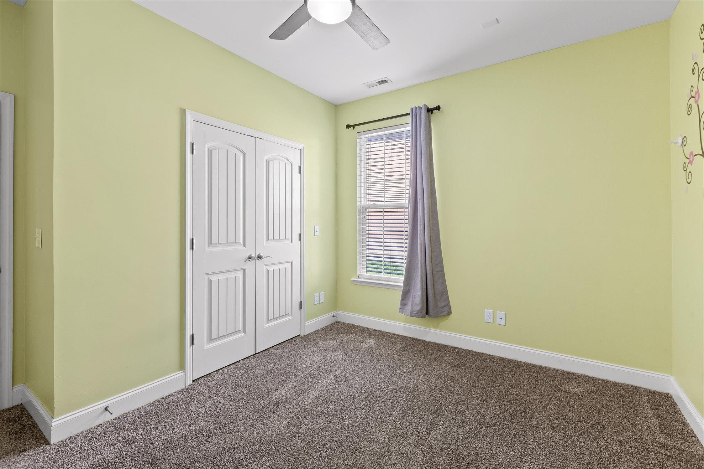 Chattanooga, Tennessee 37421, United States, 4 Bedrooms Bedrooms, ,2 BathroomsBathrooms,Residential,Pending,202807