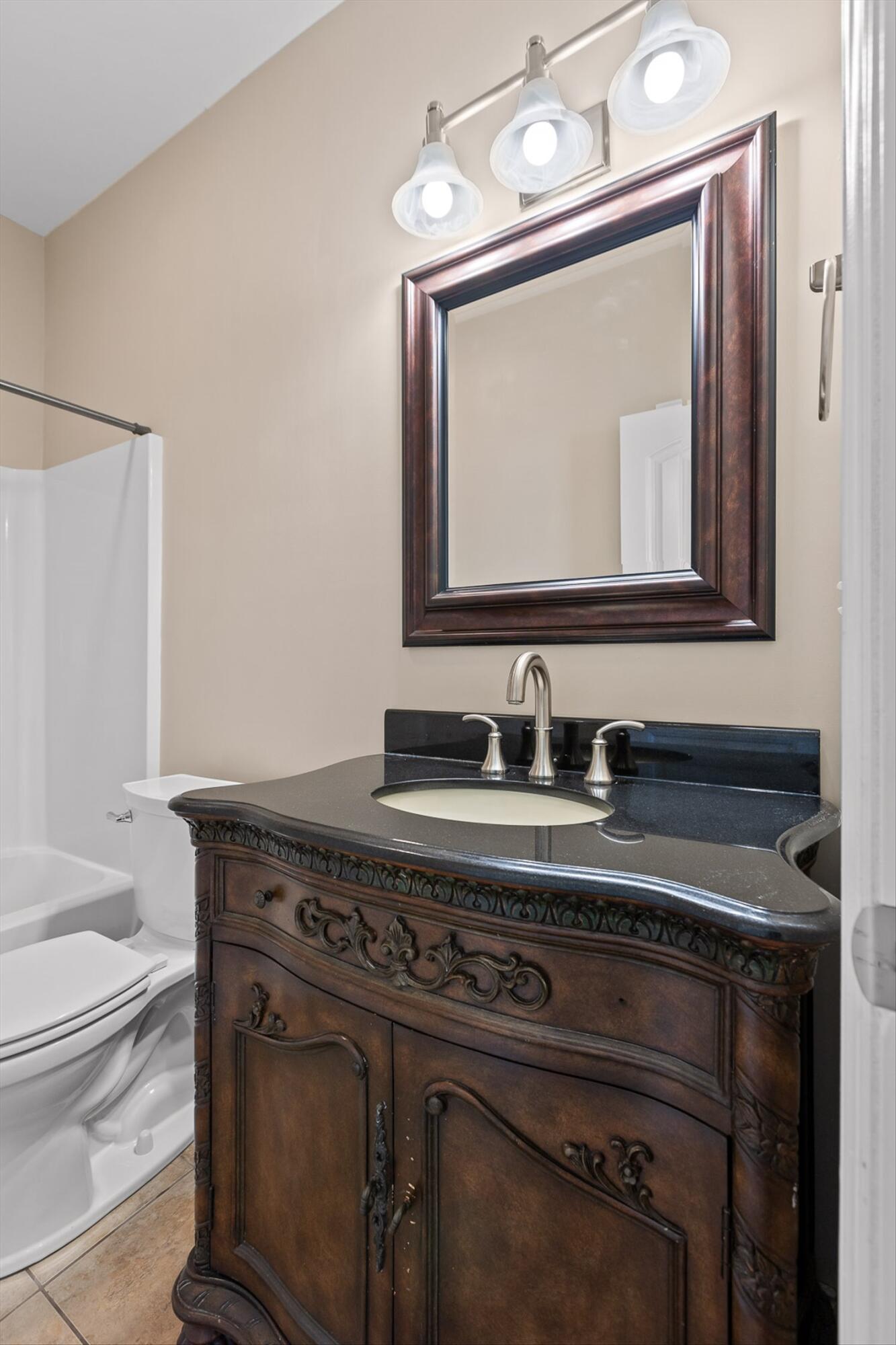 Chattanooga, Tennessee 37421, United States, 4 Bedrooms Bedrooms, ,2 BathroomsBathrooms,Residential,Pending,202807