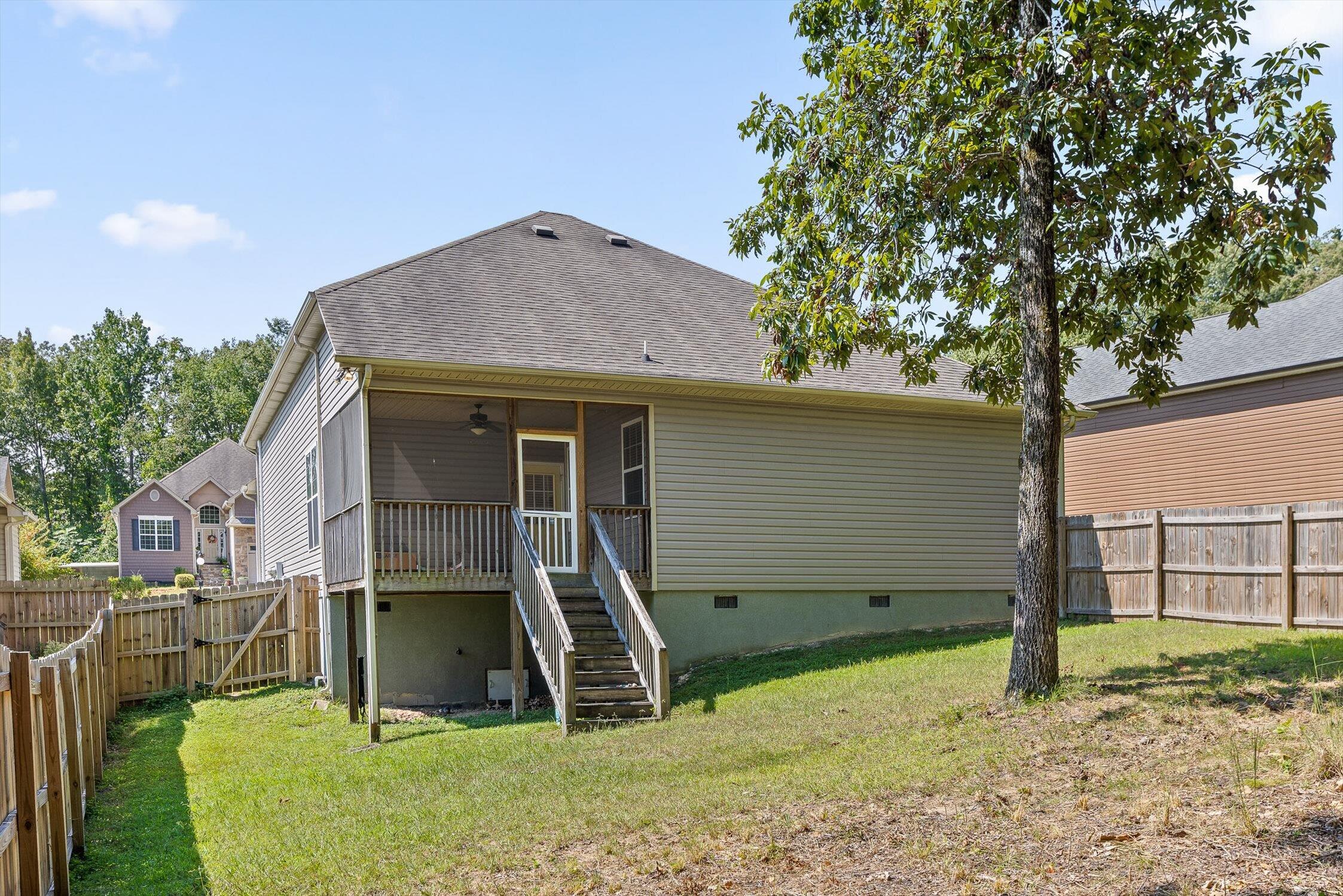 Chattanooga, Tennessee 37421, United States, 4 Bedrooms Bedrooms, ,2 BathroomsBathrooms,Residential,Pending,202807