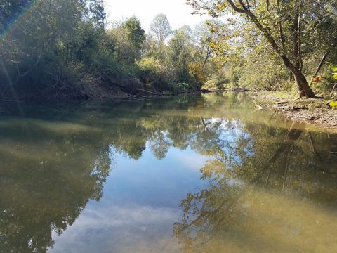 Photo of 975 S Magnolia Street, Whitwell, TN 37397 (MLS # 1522911)