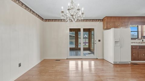 Tiny photo for 568 S Elm Street, Whitwell, TN 37397 (MLS # 1529414)