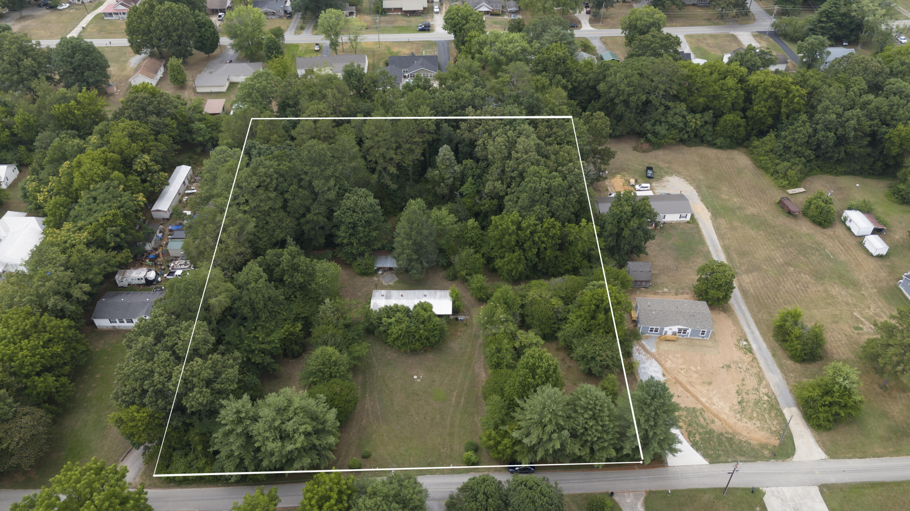 1031 Holland Johnson Road, Hixson, Tennessee image 2