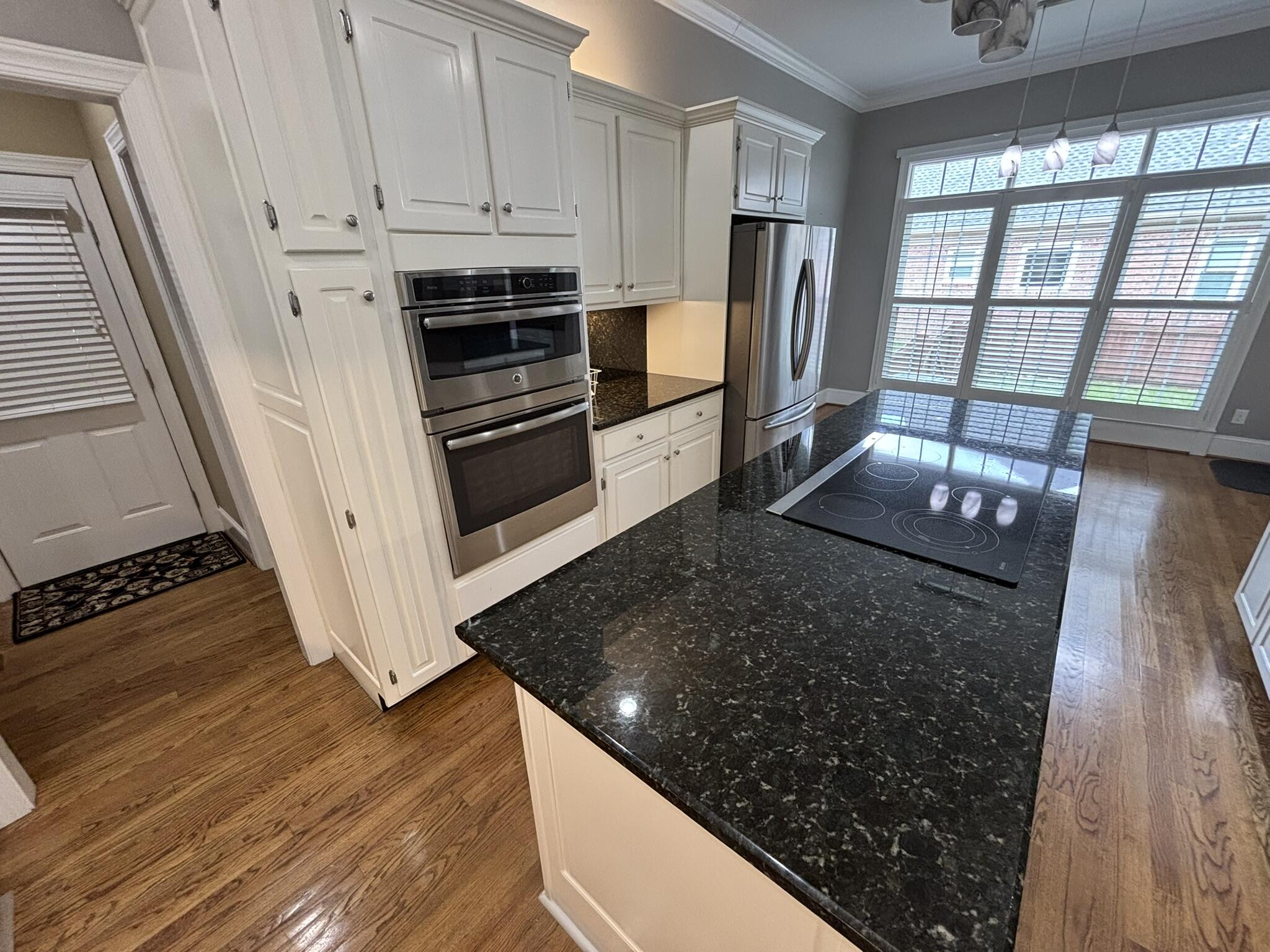 6419 Camdendown Lane