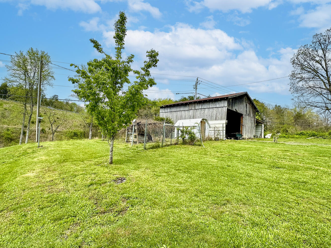 3109 Old Highway 411, Dandridge, Tennessee image 15