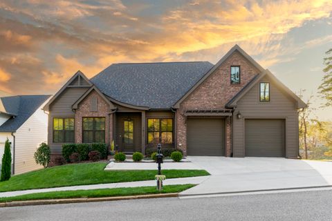 Photo of 1817 Notting Hill, Chattanooga, TN 37405 (MLS # 1530866)