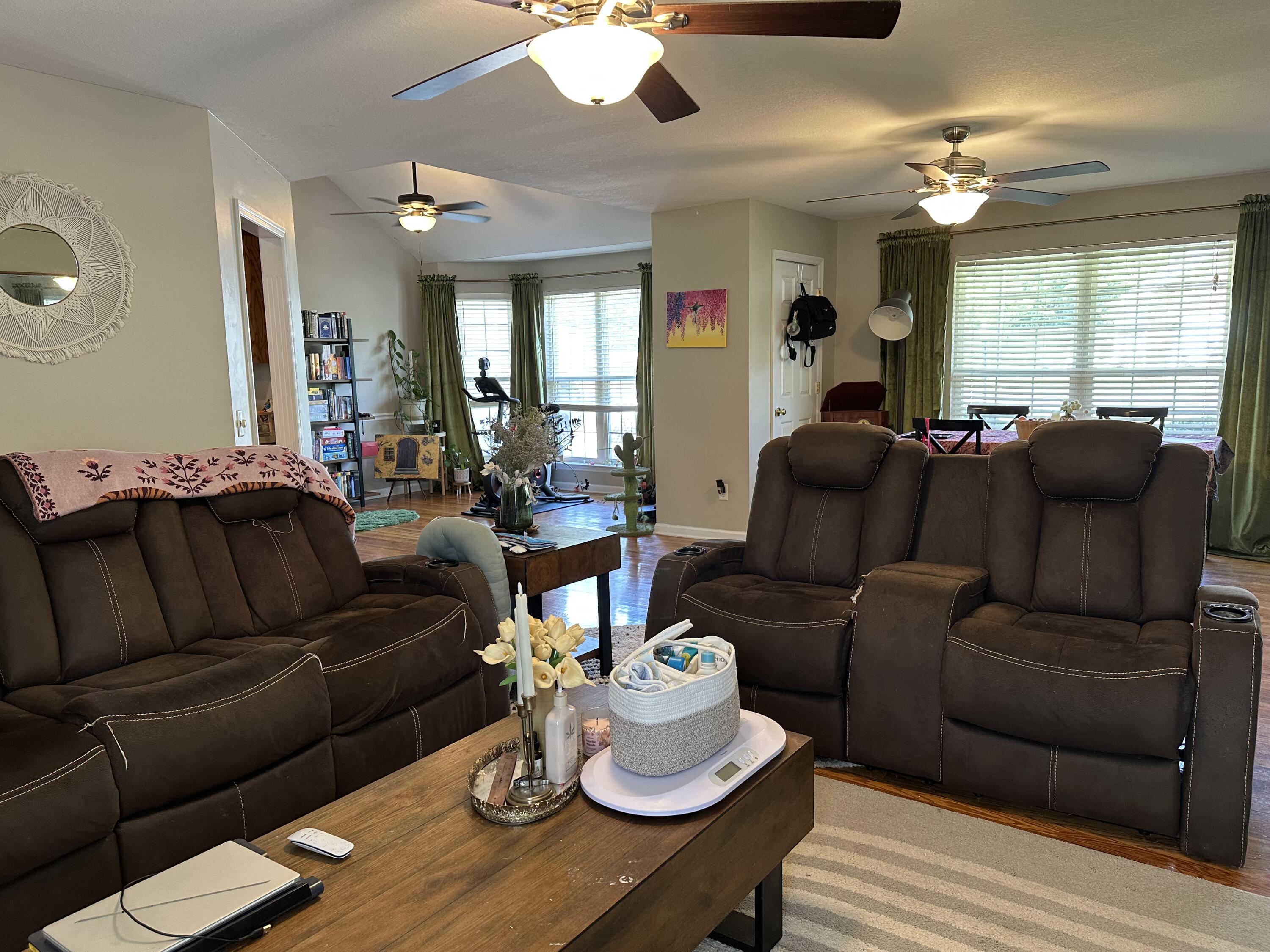 5744 Sundown Court, Ooltewah, Tennessee image 3