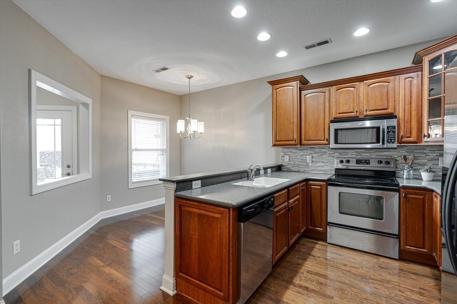 5414 Mandarin Circle