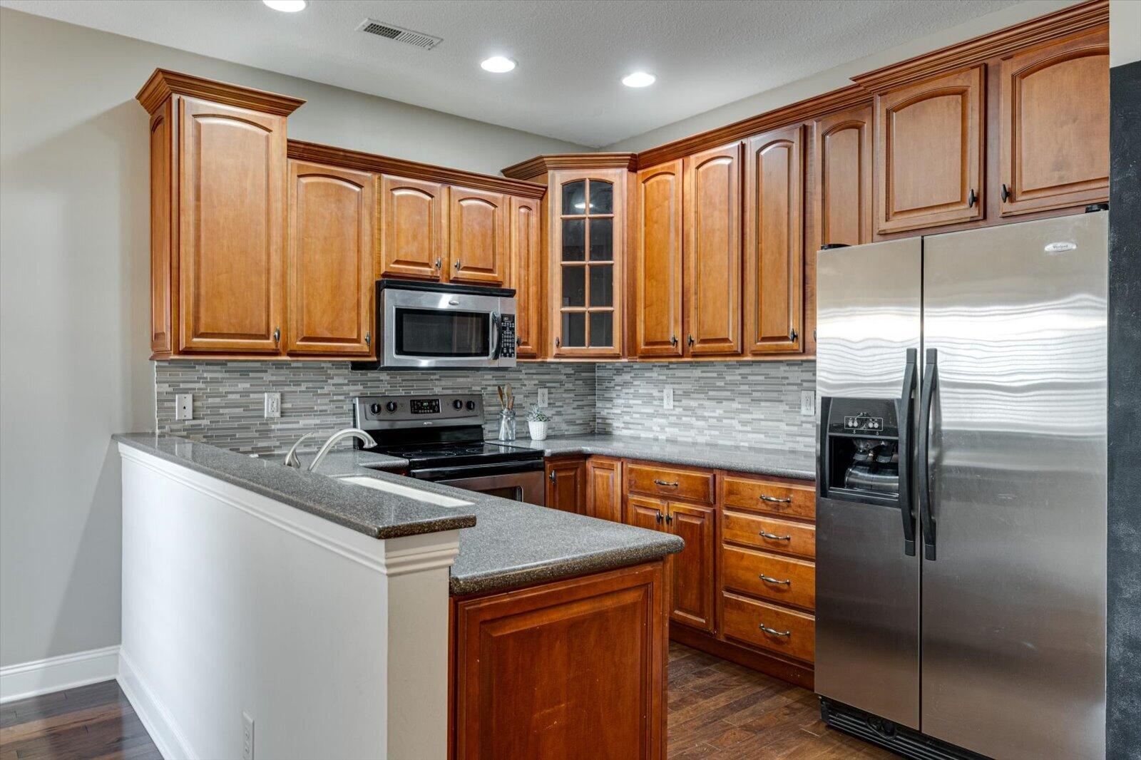 5414 Mandarin Circle