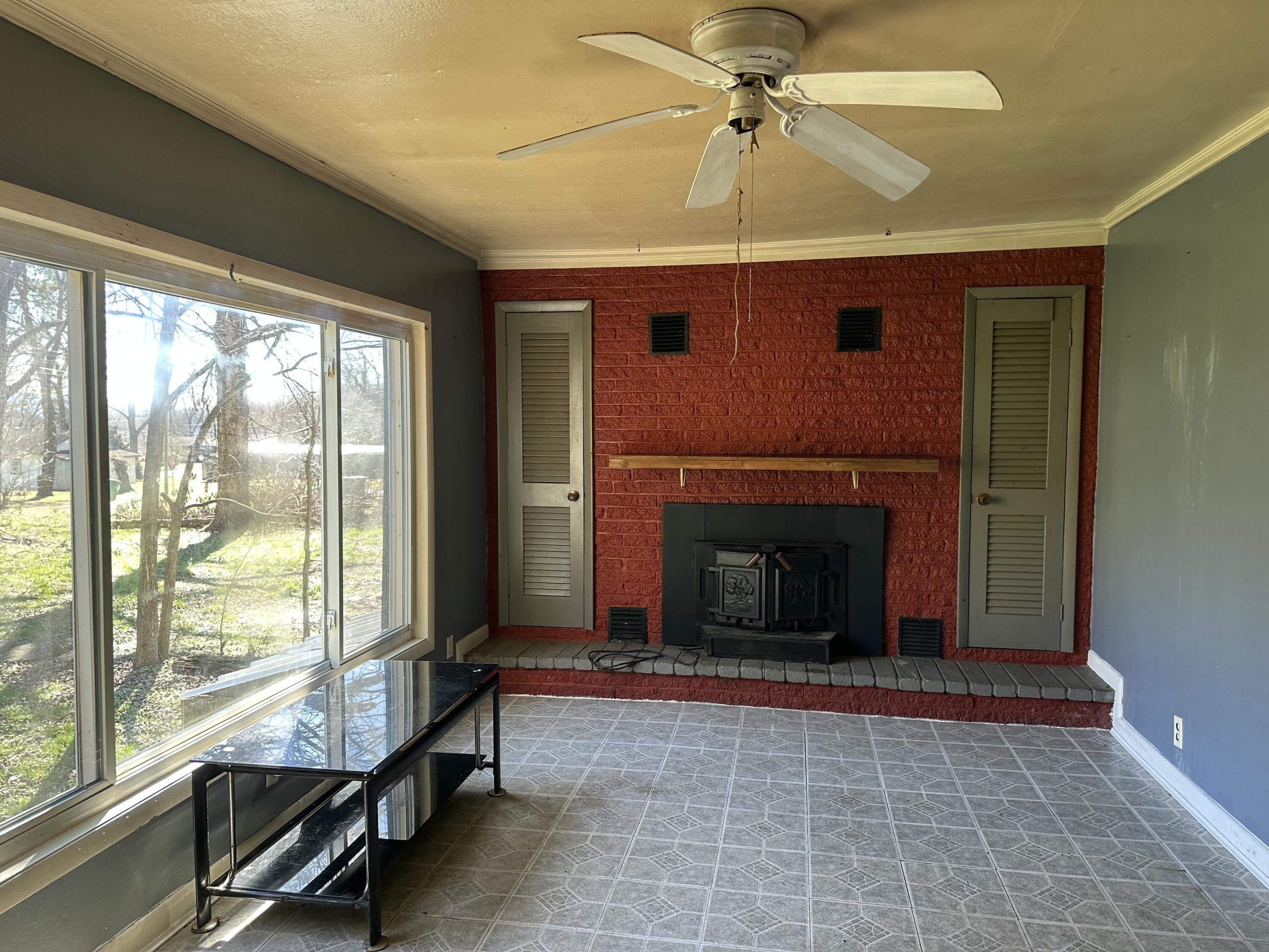 105 Locust Avenue, South Pittsburg, Tennessee image 2