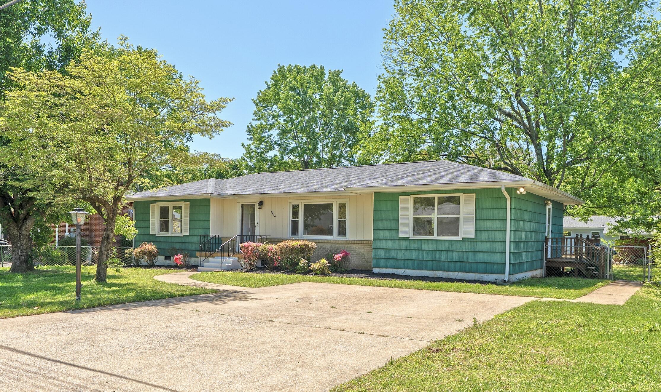 5410 Sunny Dell Lane, Chattanooga, Tennessee image 1