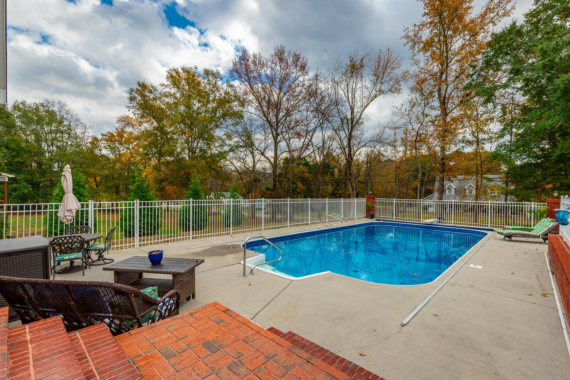 232 E Tennant Circle