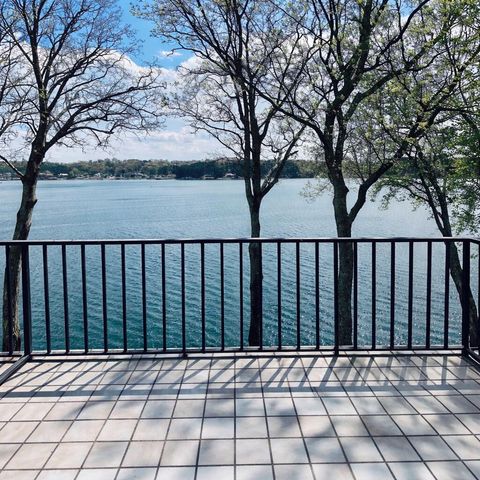 Photo of 4336 Lakeshore Lane, Chattanooga, TN 37415 (MLS # 1530502)