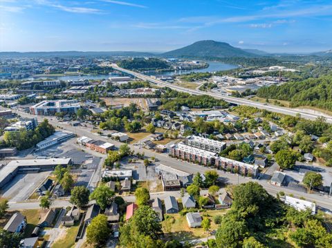 Tiny photo for 513 W Bell Avenue, Chattanooga, TN 37405 (MLS # 1525989)