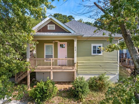 Photo of 513 W Bell Avenue, Chattanooga, TN 37405 (MLS # 1525989)