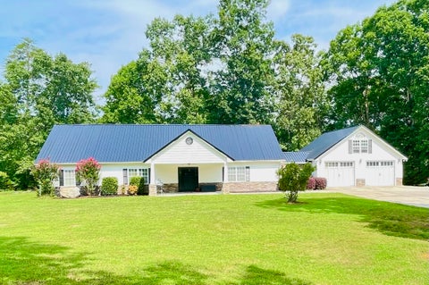 Photo of 442 Deer Ridge Estates Road, Whitwell, TN 37397 (MLS # 1539561)
