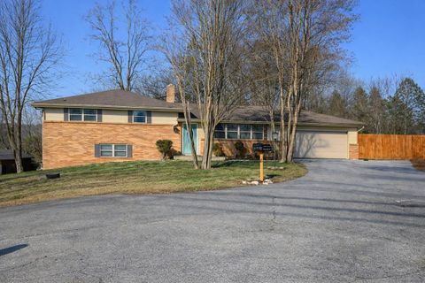 Photo of 6 Terry Street, Rossville, GA 30741 (MLS # 1527792)