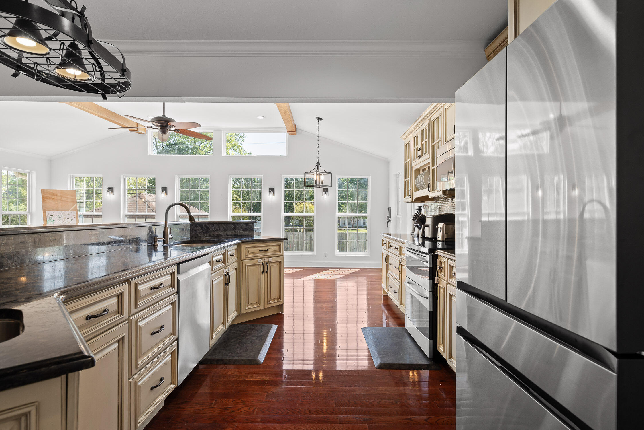 8252 Oxford Drive, Hixson, Tennessee image 10