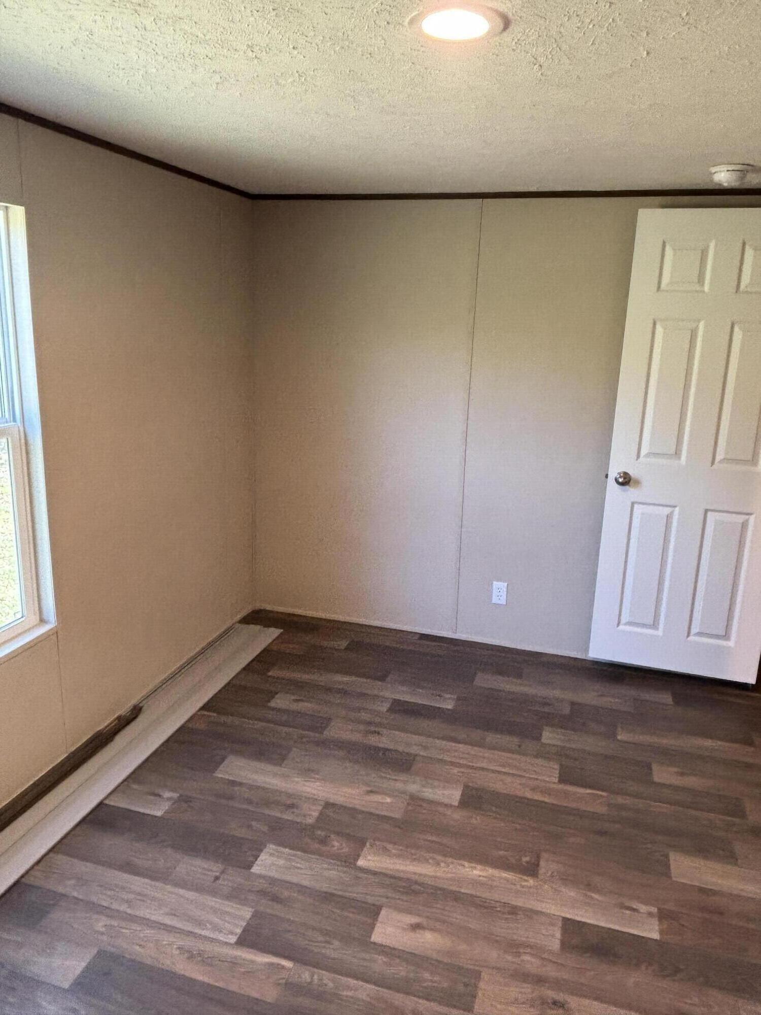 10761 Old State Highway 28