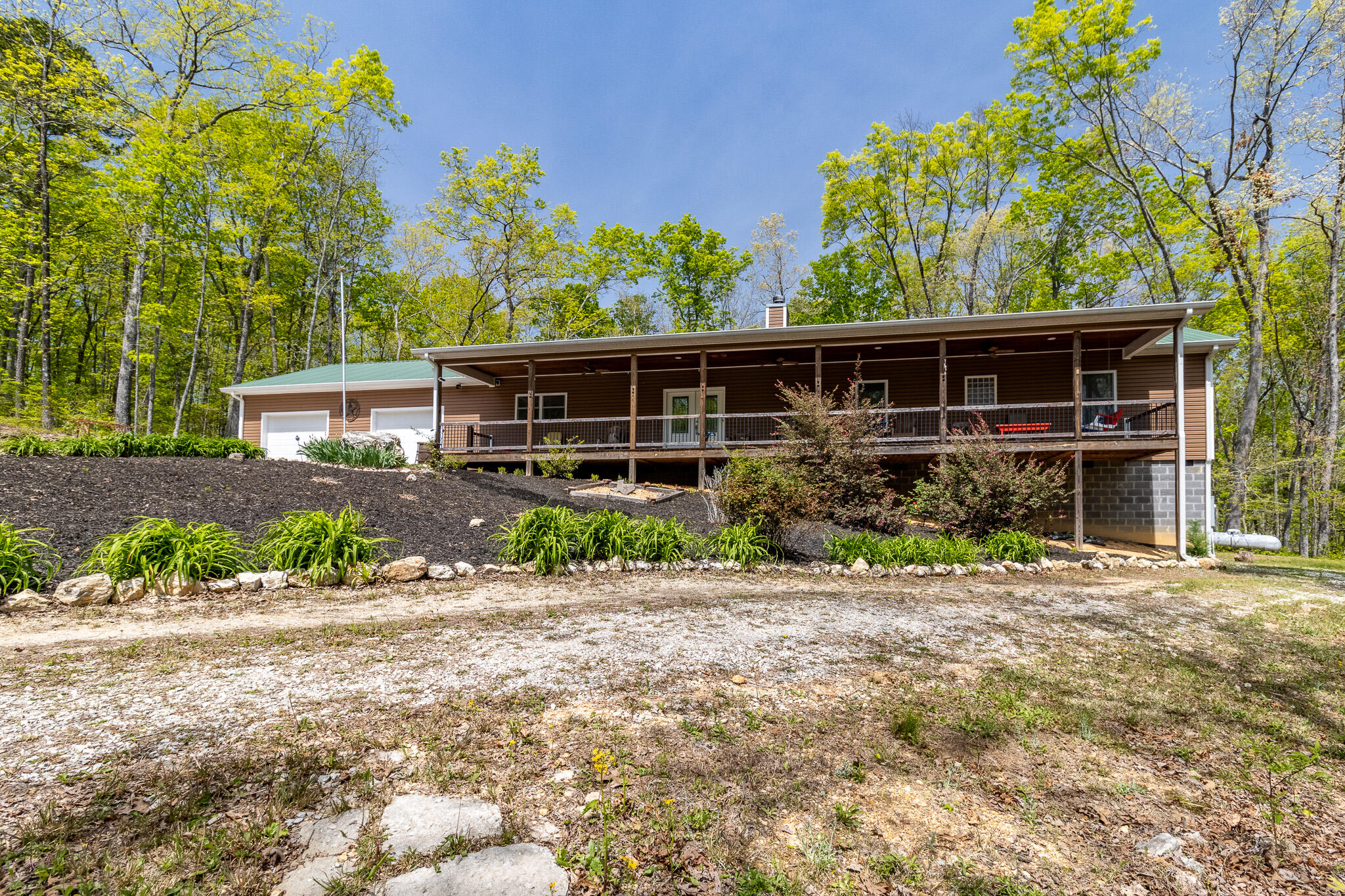 4085 Corinth Road