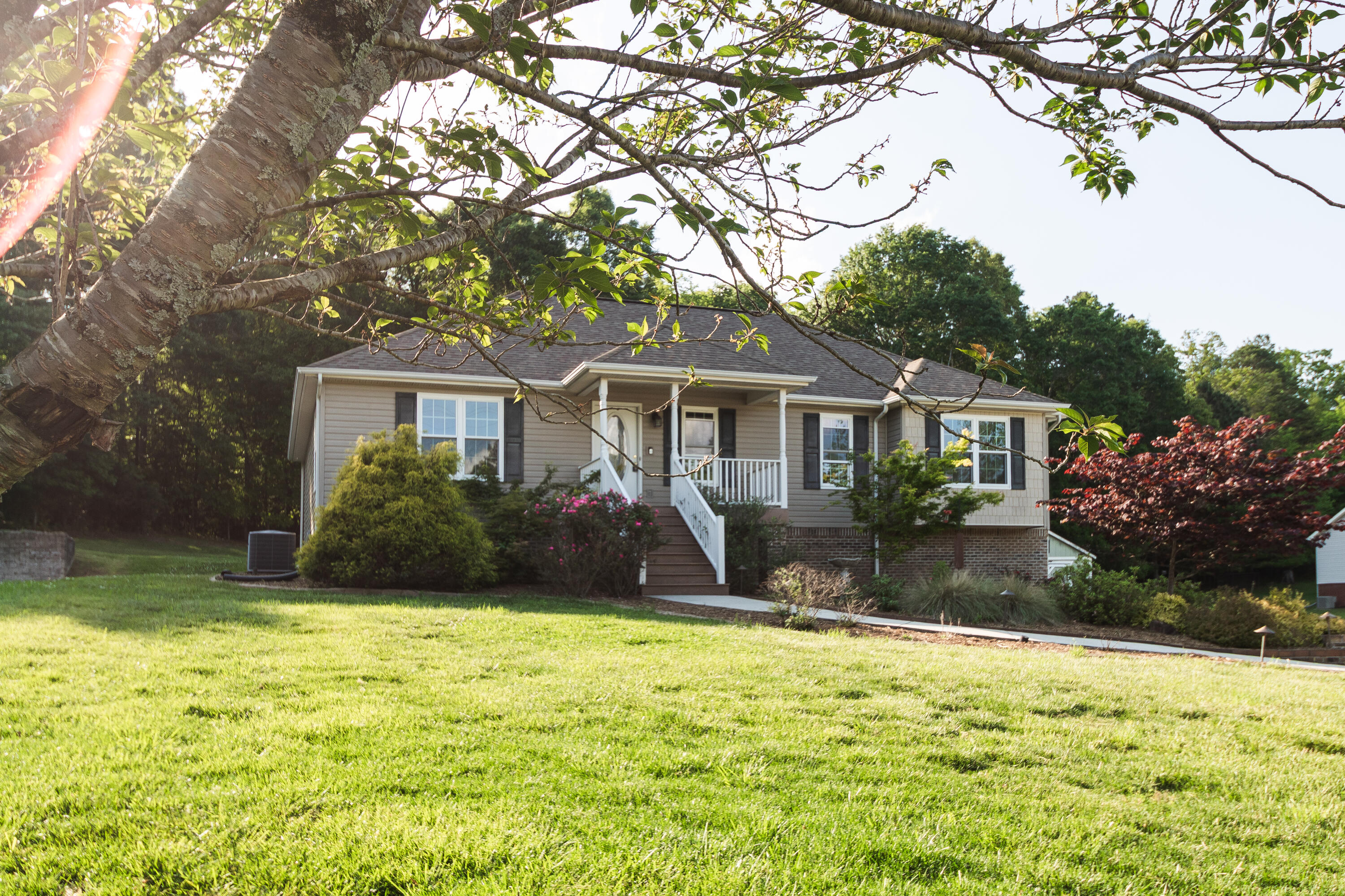 11311 Armstrong Road, Soddy Daisy, Tennessee image 2