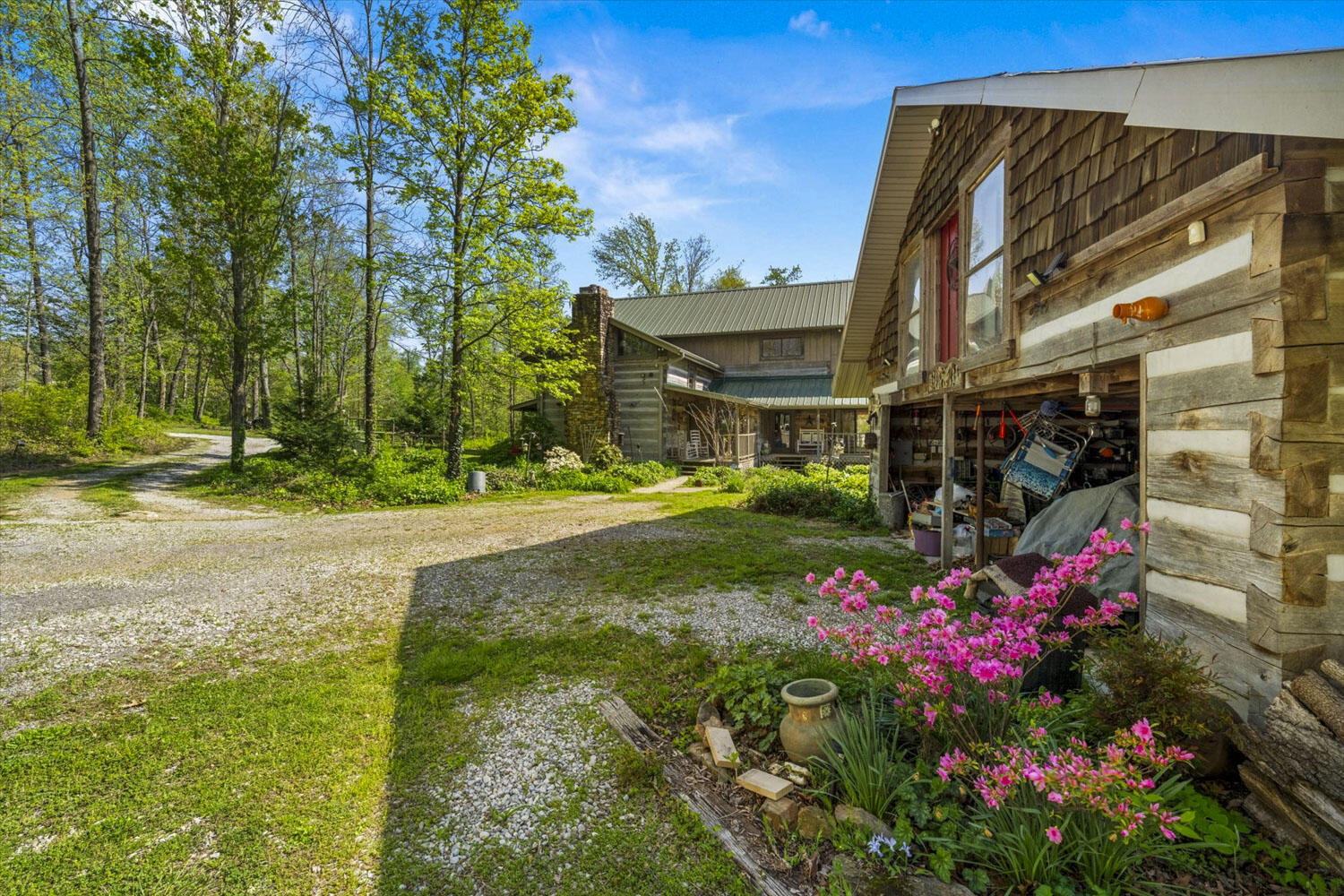 1011 Buffalo Road