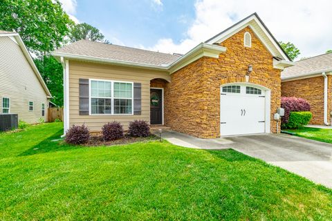 Photo of 7548 Magnolia Leaf Lane, Chattanooga, TN 37421 (MLS # 1534303)