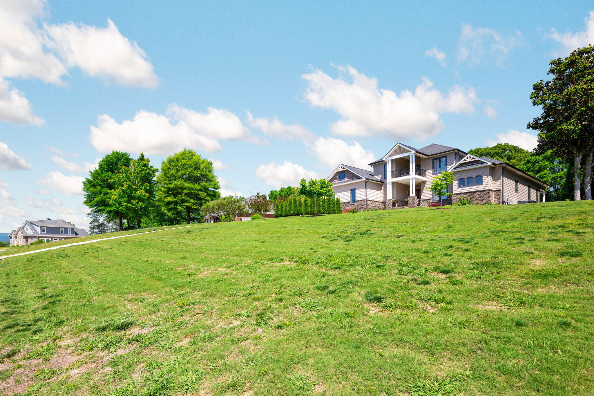 219 Overlook Drive