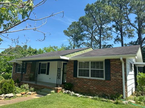 Photo of 3614 Chumley Lane, Chattanooga, TN 37415 (MLS # 1533464)