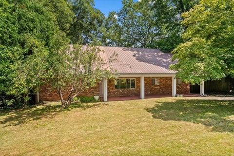 Photo of 1301 Rio Vista Drive, Dalton, GA 30720 (MLS # 1543140) Photo of 1301 Rio Vista Drive, Dalton, GA 30720 (MLS # 1543140)
