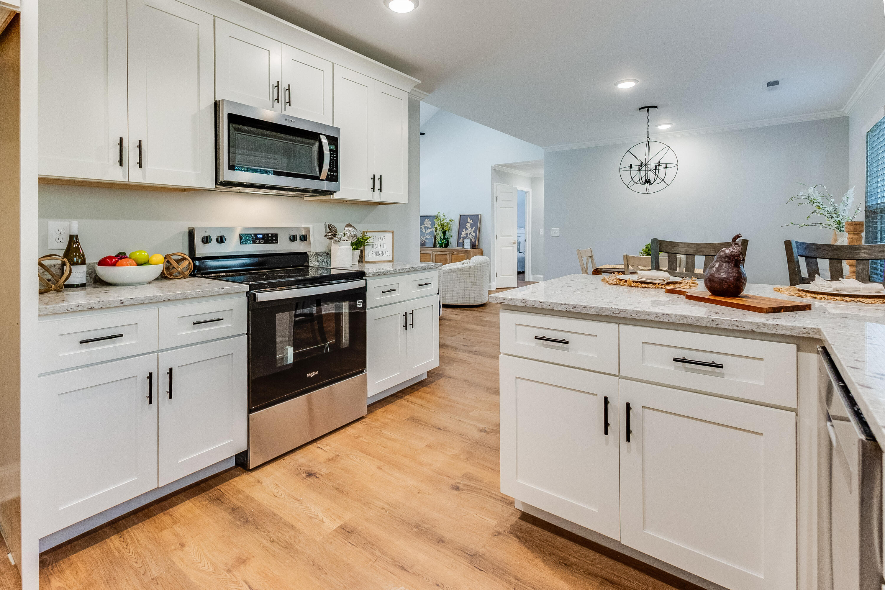 200 W Oak Street
