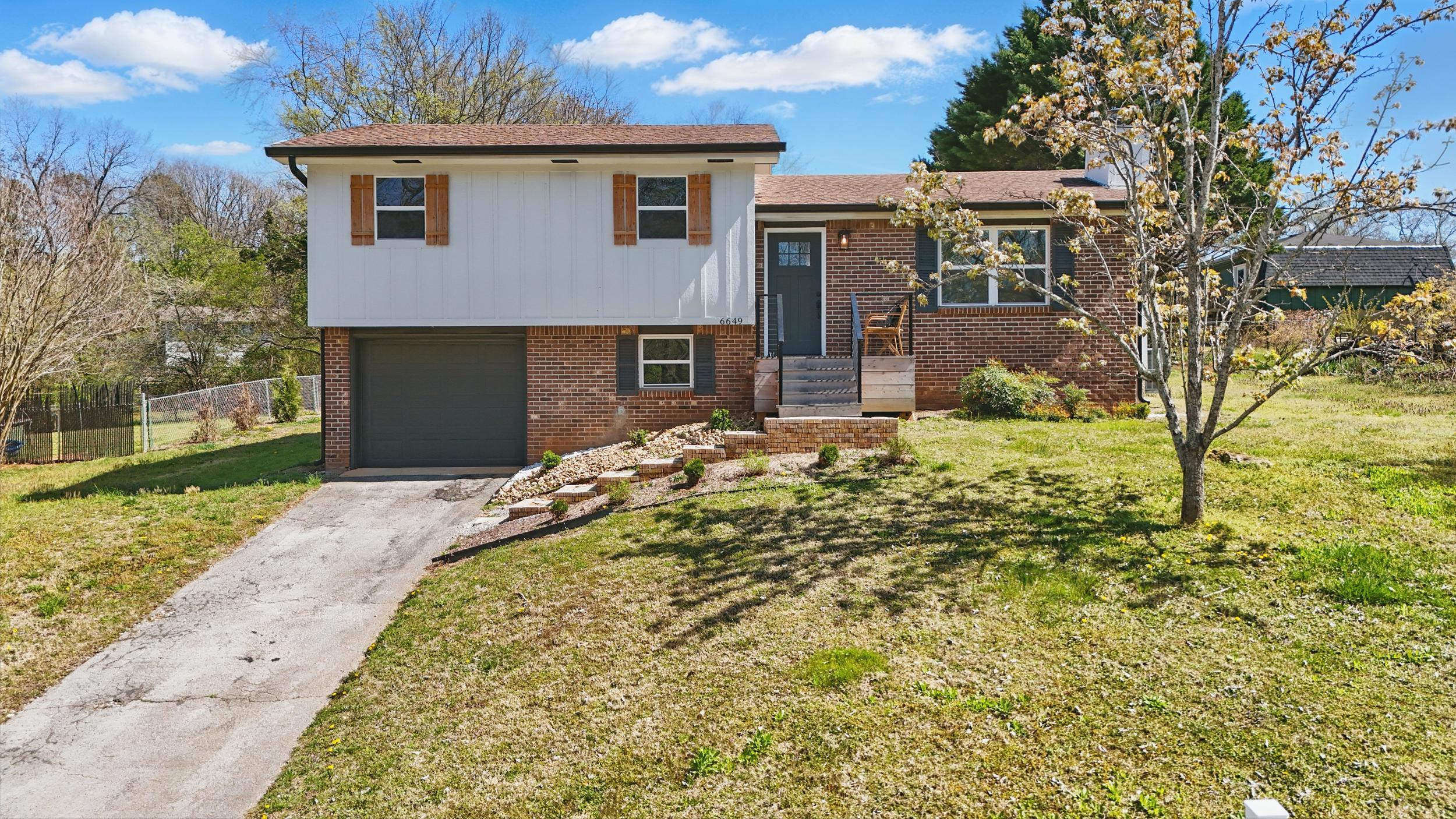 6649 Sandwood Circle, Harrison, Tennessee image 1