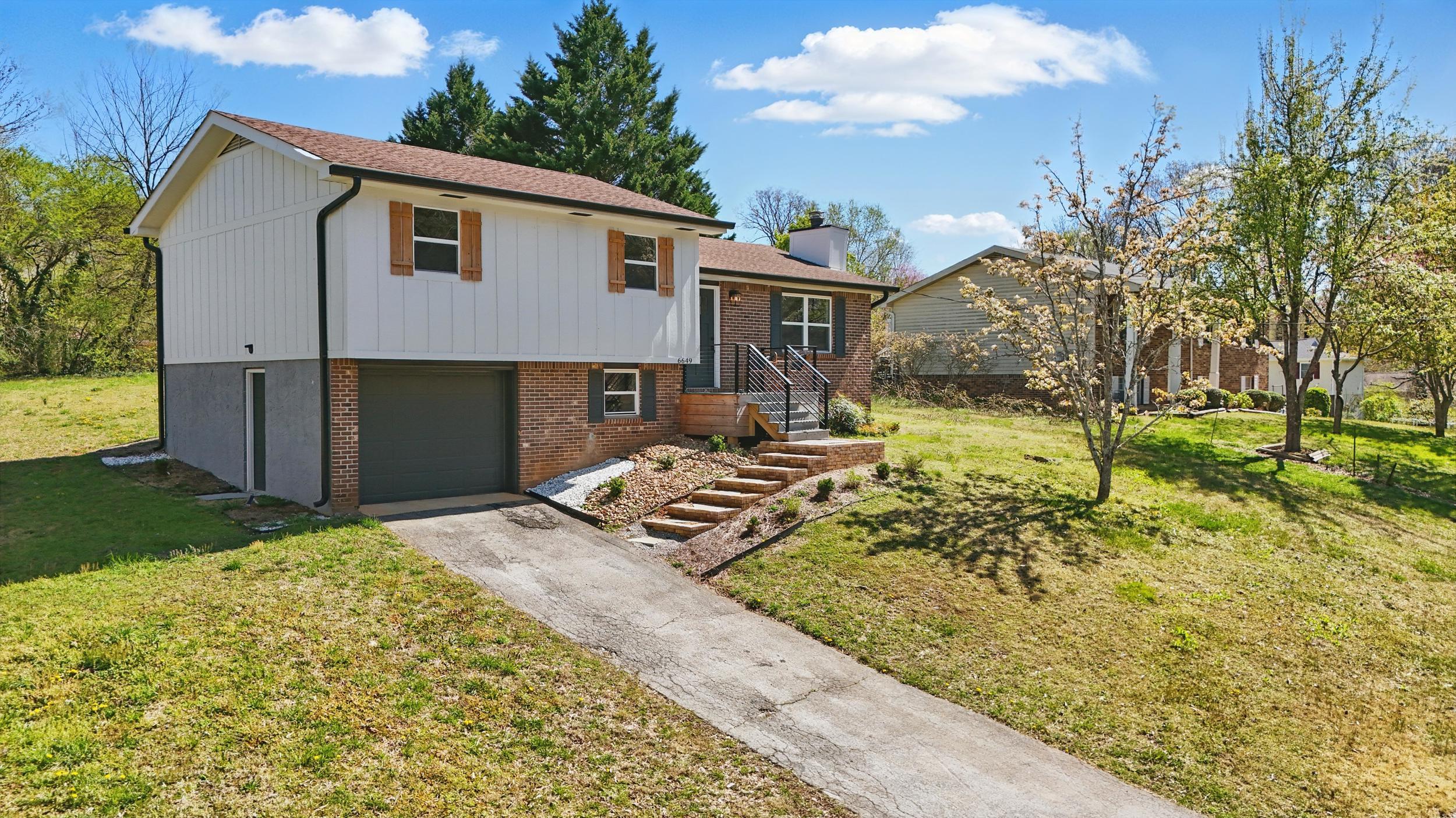 6649 Sandwood Circle, Harrison, Tennessee image 2