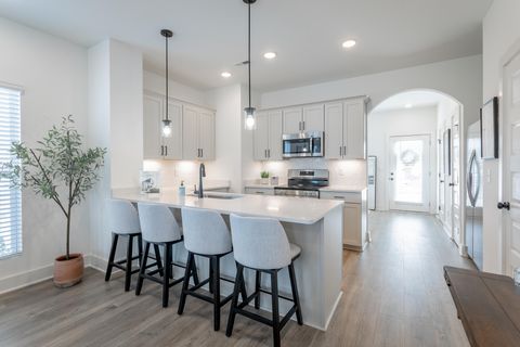 Tiny photo for 1590 S Watkins Street, Chattanooga, TN 37404 (MLS # 1529461)