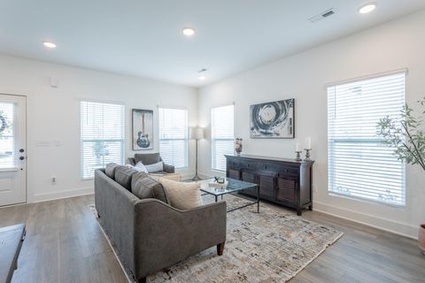 Tiny photo for 1590 S Watkins Street, Chattanooga, TN 37404 (MLS # 1529461)