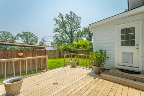 Tiny photo for 1115 Westwood Avenue, Chattanooga, TN 37405 (MLS # 1529334)