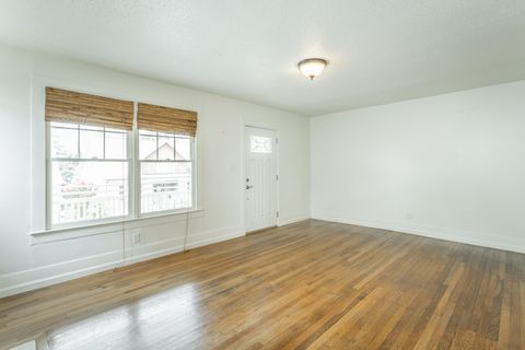 Tiny photo for 1115 Westwood Avenue, Chattanooga, TN 37405 (MLS # 1529334)