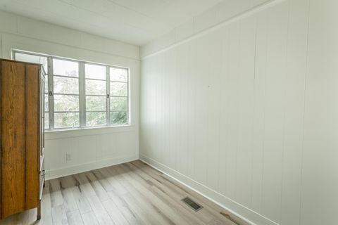 Tiny photo for 1115 Westwood Avenue, Chattanooga, TN 37405 (MLS # 1529334)