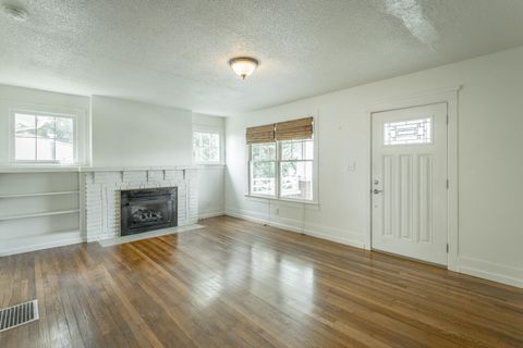 Tiny photo for 1115 Westwood Avenue, Chattanooga, TN 37405 (MLS # 1529334)