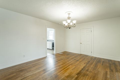 Tiny photo for 1115 Westwood Avenue, Chattanooga, TN 37405 (MLS # 1529334)