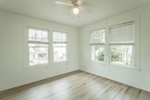 Tiny photo for 1115 Westwood Avenue, Chattanooga, TN 37405 (MLS # 1529334)