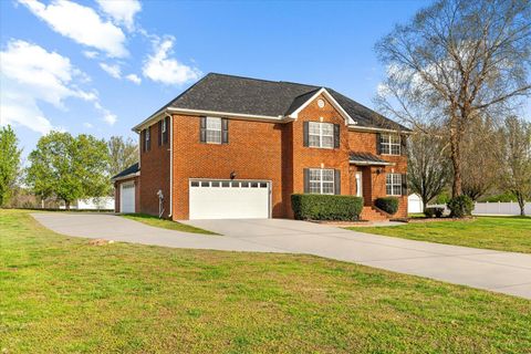 Homes For Sale - 29 Chandler's Ridge Drive<br/> Chatsworth, GA 30705