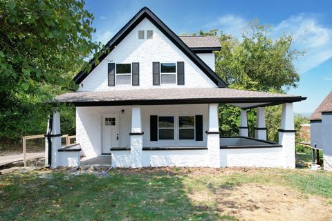Photo of 1515 Old Ringgold Road, Chattanooga, TN 37404 (MLS # 1524020)